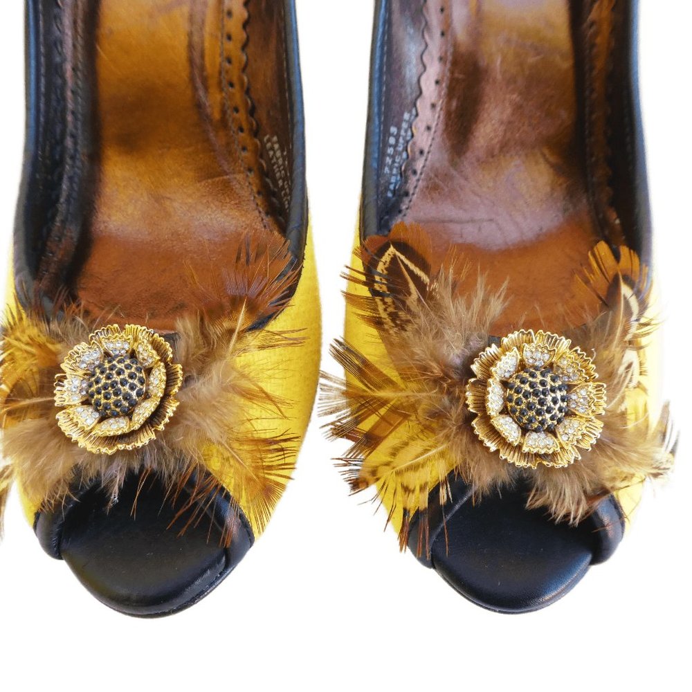 J Crew Womens Peep Toe Leather Trim Crystals Feather Heel Pumps Yellow Italy 8